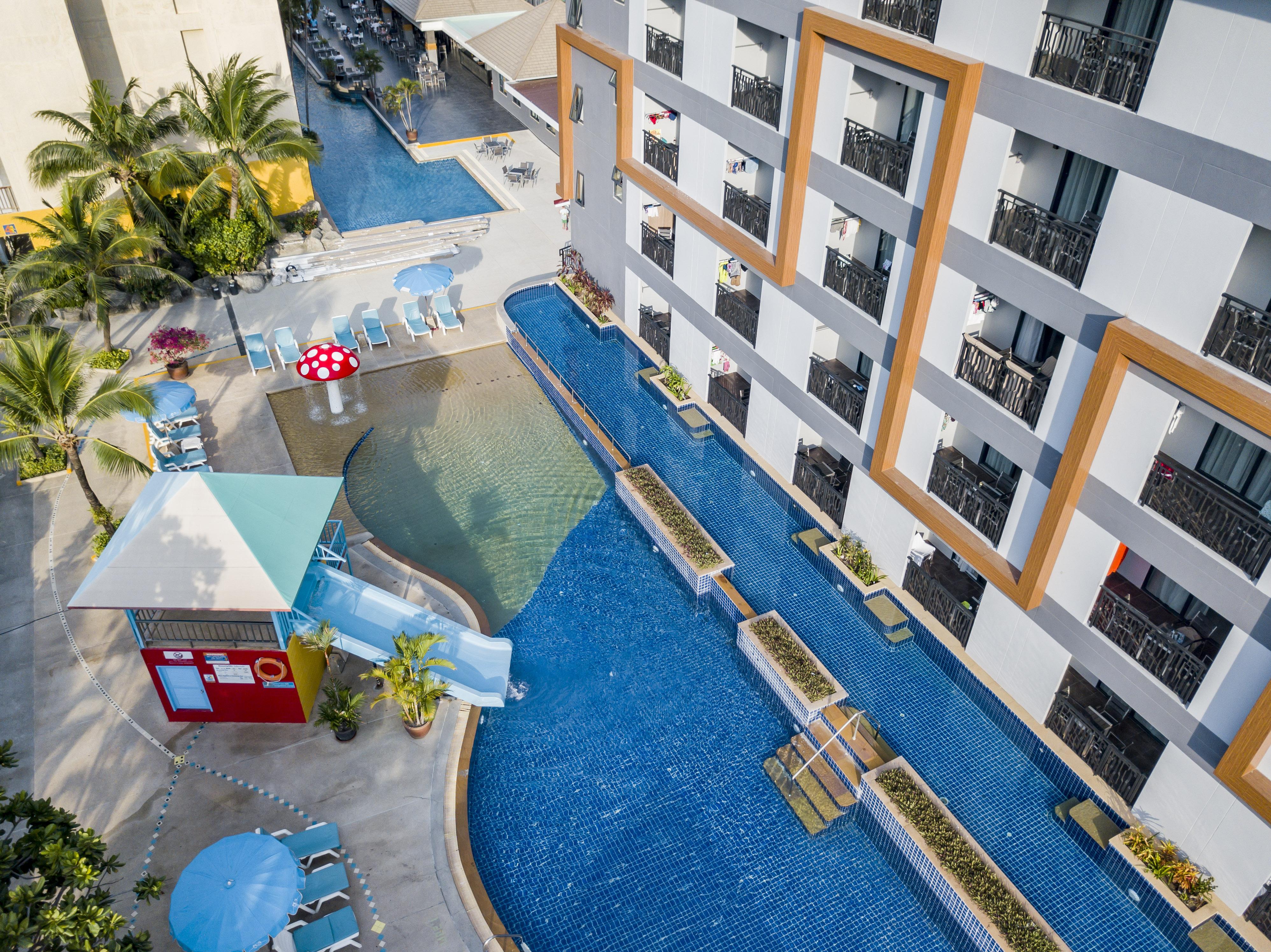Woovo Phuket Kata Hotel Ngoại thất bức ảnh