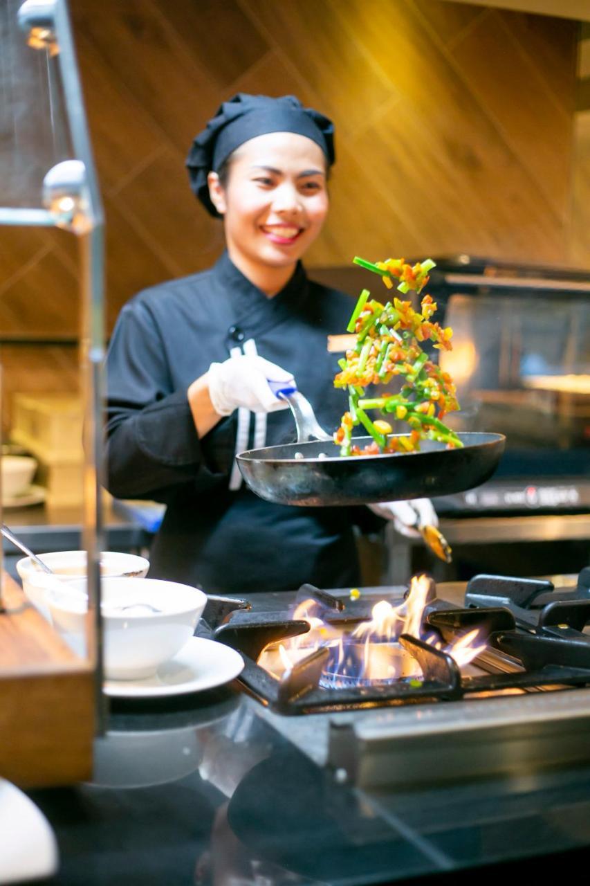 Woovo Phuket Kata Hotel Ngoại thất bức ảnh
