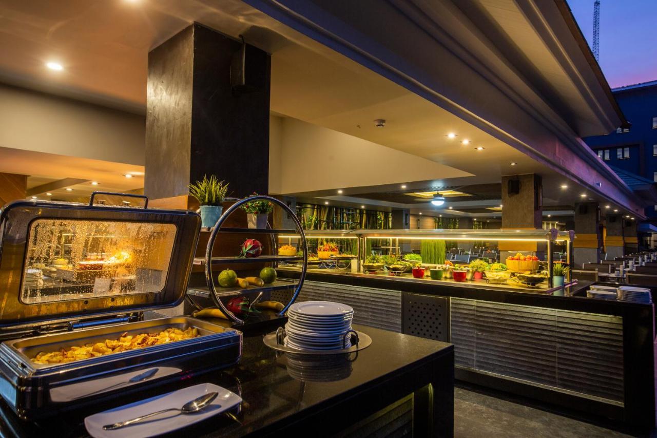 Woovo Phuket Kata Hotel Ngoại thất bức ảnh