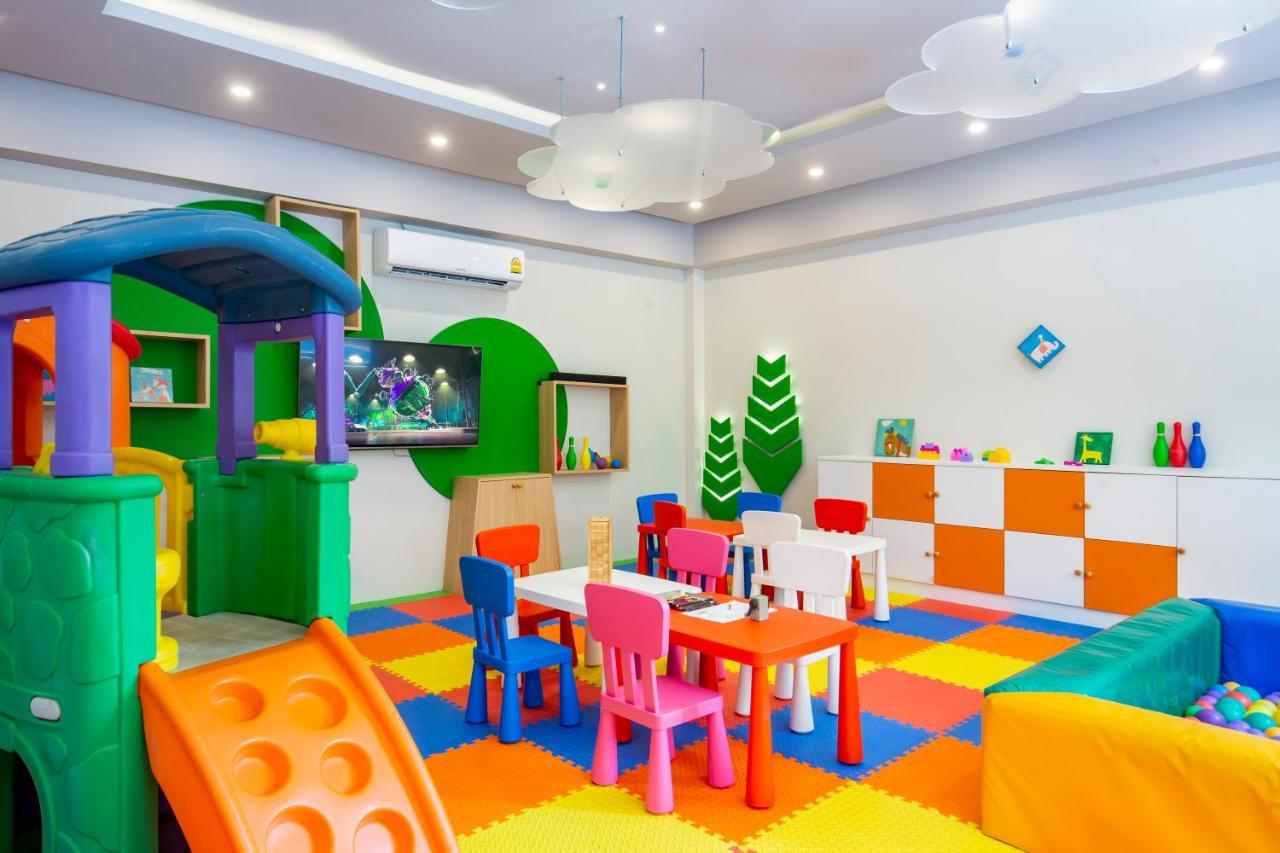 Woovo Phuket Kata Hotel Ngoại thất bức ảnh