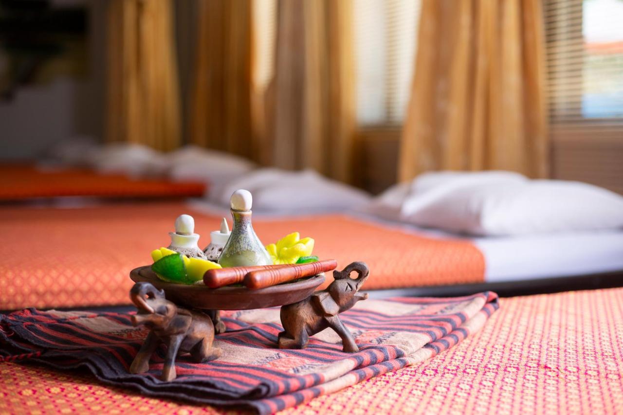 Woovo Phuket Kata Hotel Ngoại thất bức ảnh